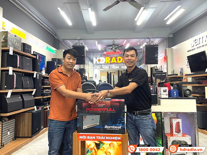 khách hàng mua loa Acrowin SA1200 chính hãng tại hdradio