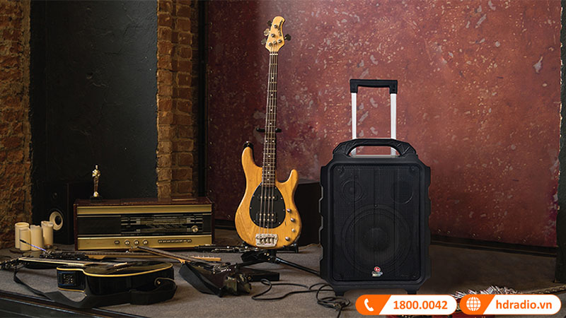 Chơi nhạc liên tục với thời lượng pin lớn 