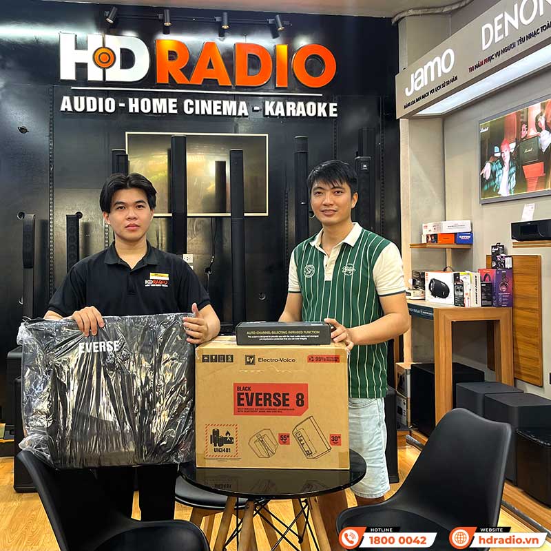 Loa Electro voice Everse 8, Pin 12 giờ, Công Suất 400W, Bass 20 cm, 121db, Chống Nước IP43, Bluetooth, TWS-34
