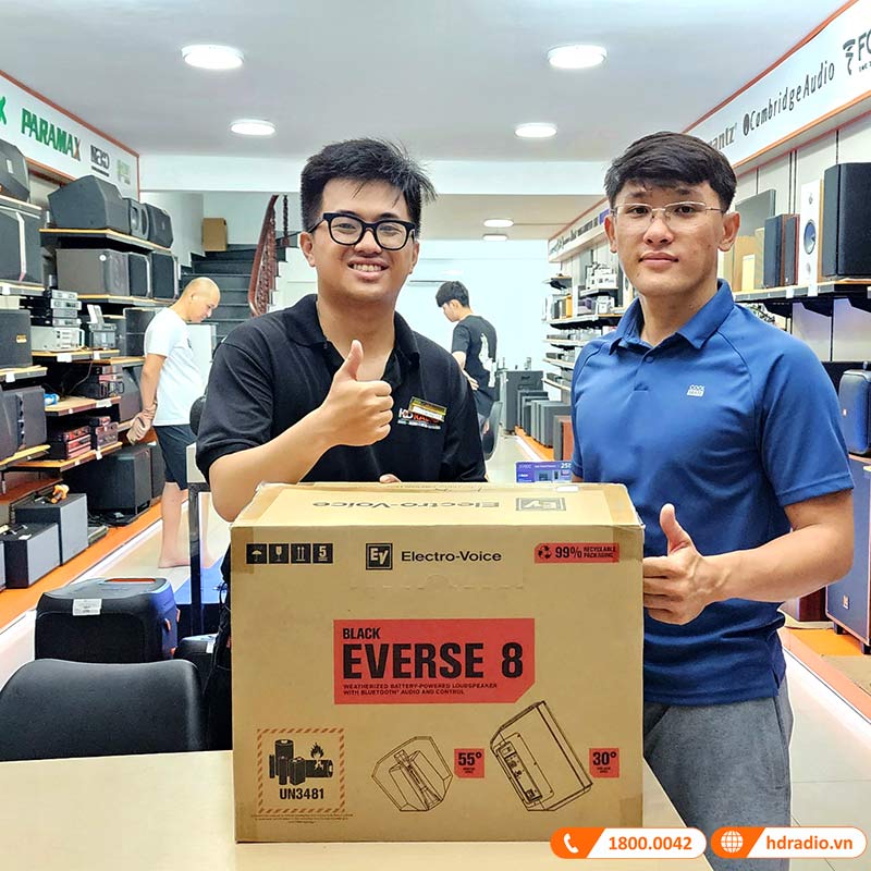 Loa Electro voice Everse 8, Pin 12 giờ, Công Suất 400W, Bass 20 cm, 121db, Chống Nước IP43, Bluetooth, TWS-18