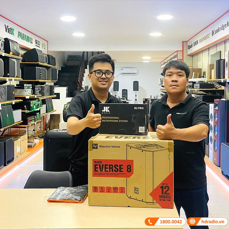 Loa Electro voice Everse 8, Pin 12 giờ, Công Suất 400W, Bass 20 cm, 121db, Chống Nước IP43, Bluetooth, TWS-20