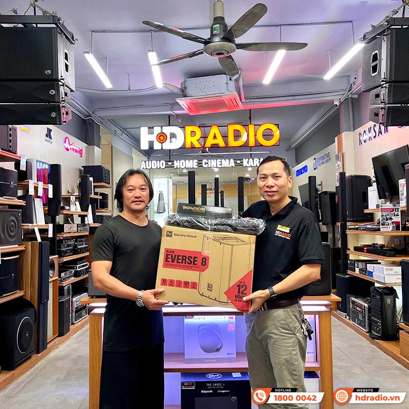 Loa Electro voice Everse 8, Pin 12 giờ, Công Suất 400W, Bass 20 cm, 121db, Chống Nước IP43, Bluetooth, TWS-24