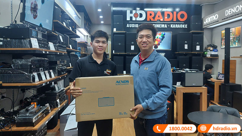 Khách hàng mua loa Acnos CS391 tại HDRadio