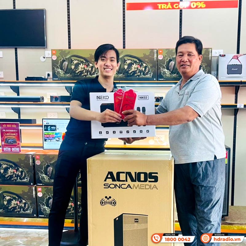 khách hàng mua Loa kéo Acnos CB56GD và loa neko nk02