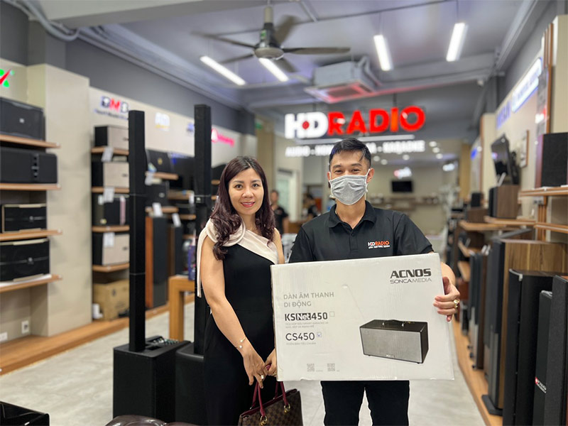 Khách hàng mua loa kéo Acnos CS450