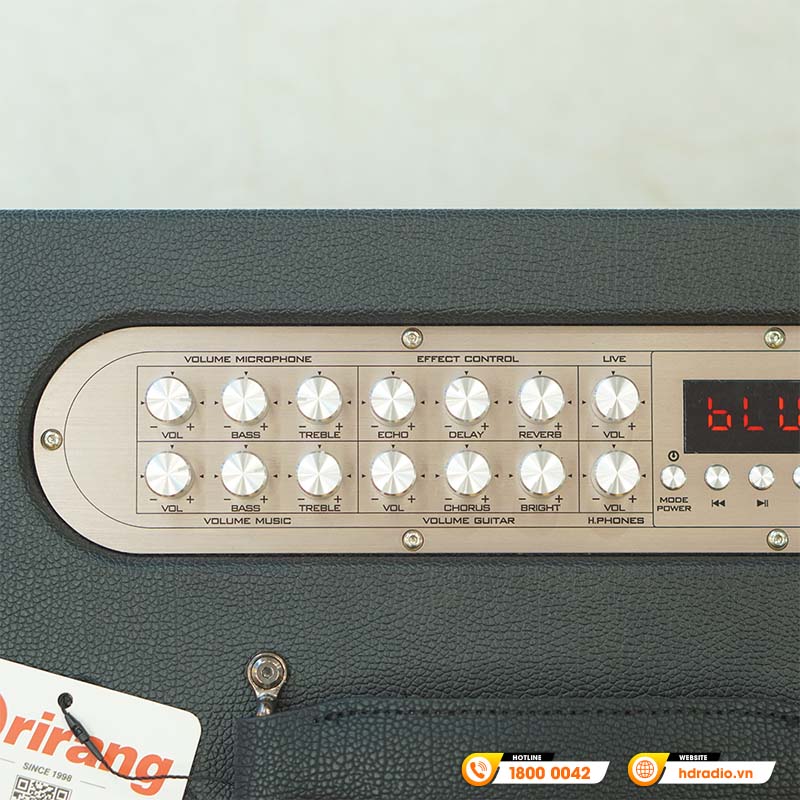 Loa Arirang AM1, Bass 16.5 cm, Công suất 150W, Bluetooth 5.0, USB, Livestream, 2 Micro-12