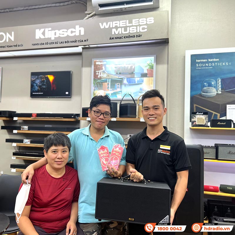 Loa Neko NK02, Công Suất 45W, Bass 16.5cm, Pin 4- 8h, Kèm 2 Tay Mic-18