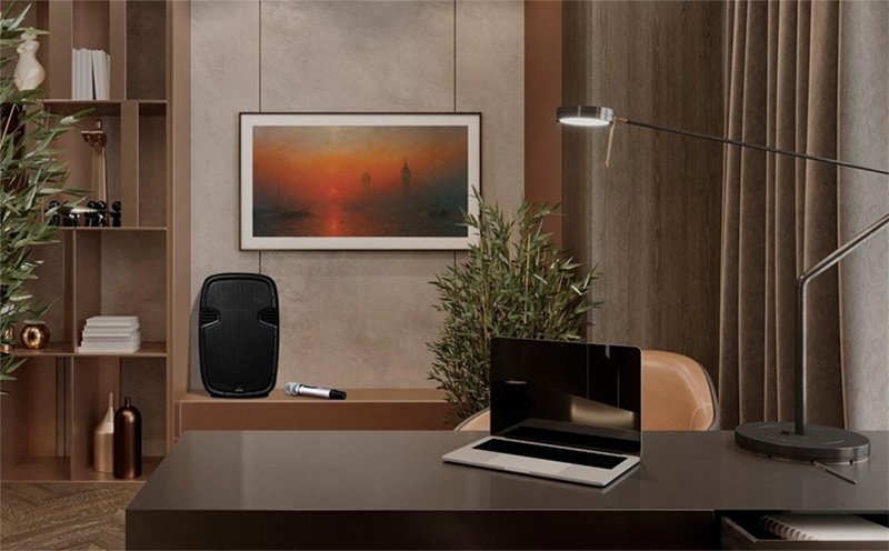 Loa Sumico on the go 8