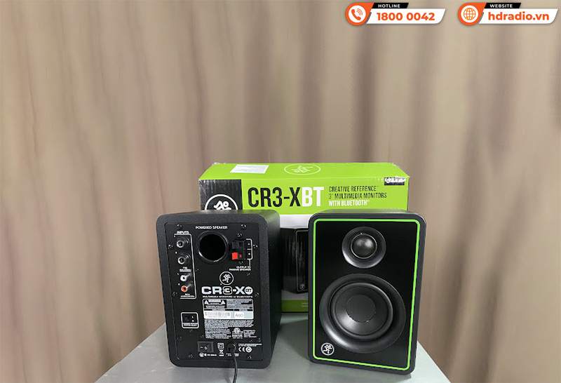 loa kiểm âm Mackie CR3-XBT