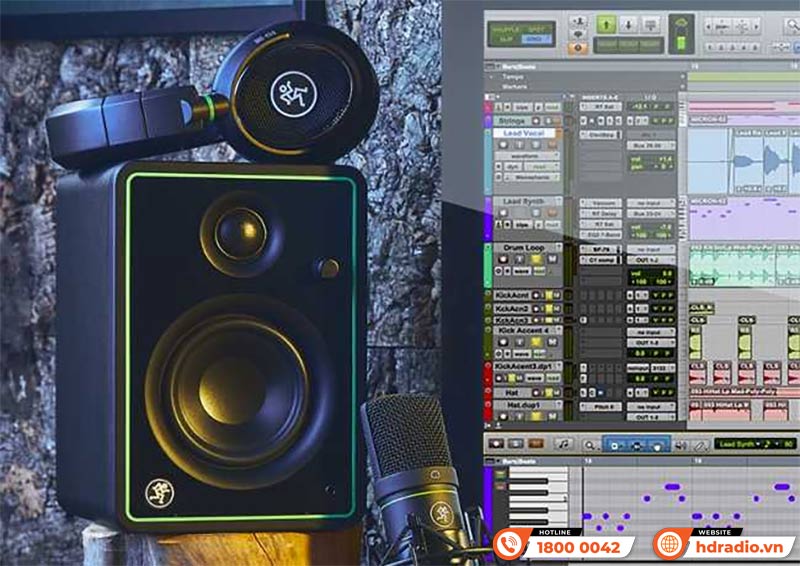 Loa kiểm âm Mackie CR5-X