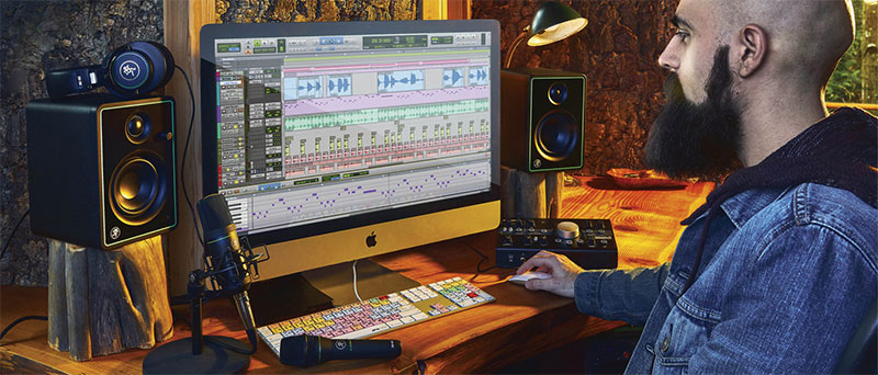 Loa kiểm âm Mackie CR5-X