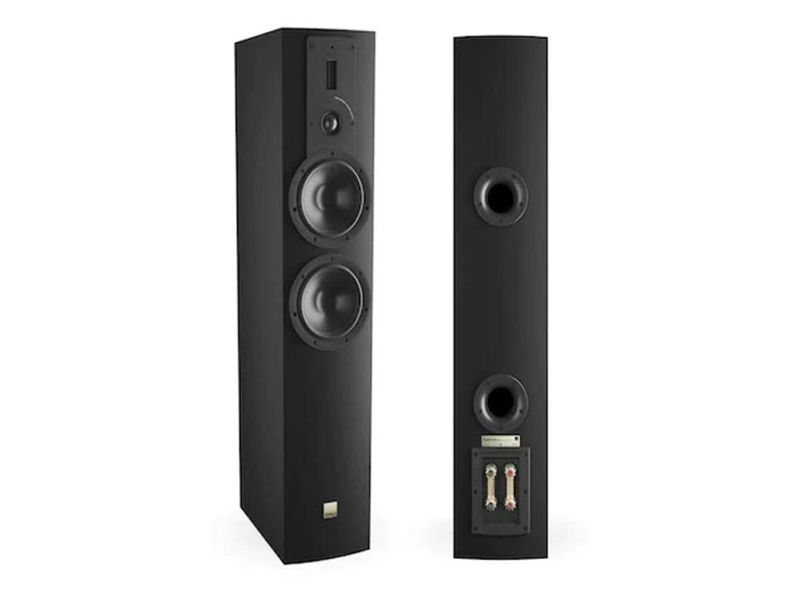 mat truoc loa Rubicon 6be duoc trang bi 2 lo thoat hoi