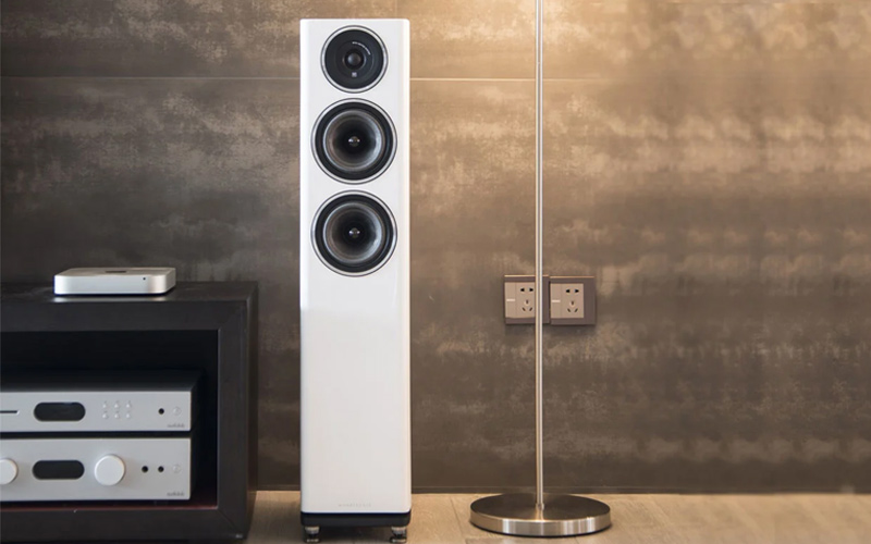 loa Wharfedale diamond 11.3