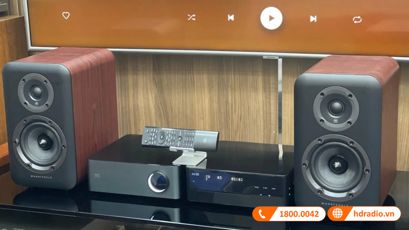 âm thanh bay bổng ma mị