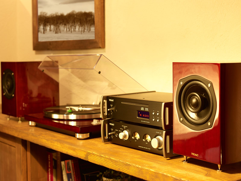 loa bookshelf TEAC S-300NEO