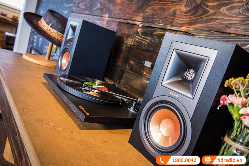 ngoại hình đẹp mắt