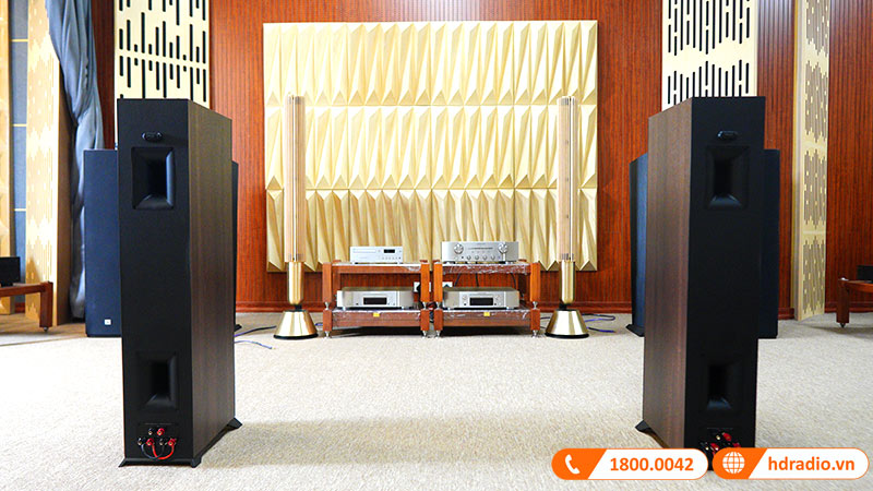 Mặt sau loa Klipsch RP-5000F II