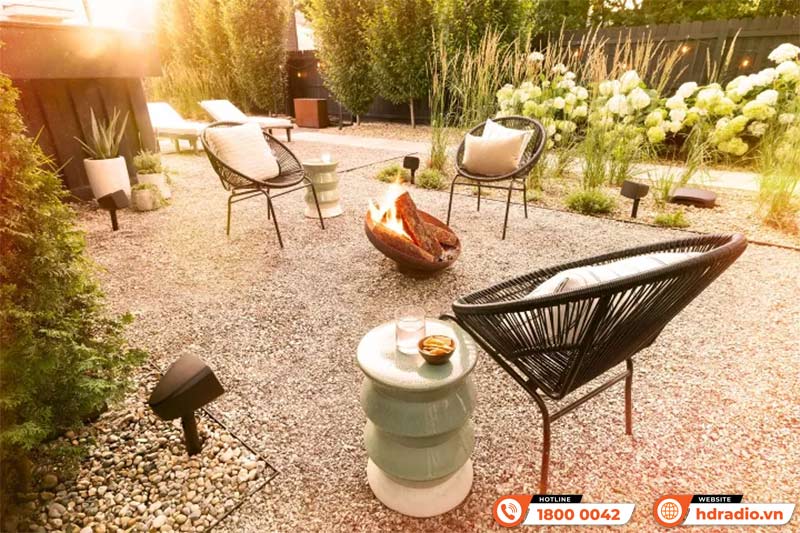 Loa Klipsch Courtyard 2.0