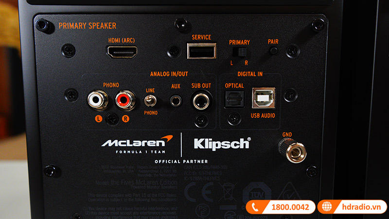 Cận cảnh cổng kết nối loa Klipsch The Fives McLaren Edition