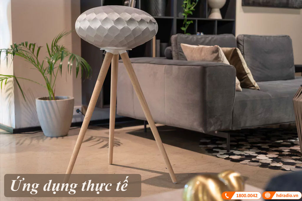 Loa B&W Formation Wedge