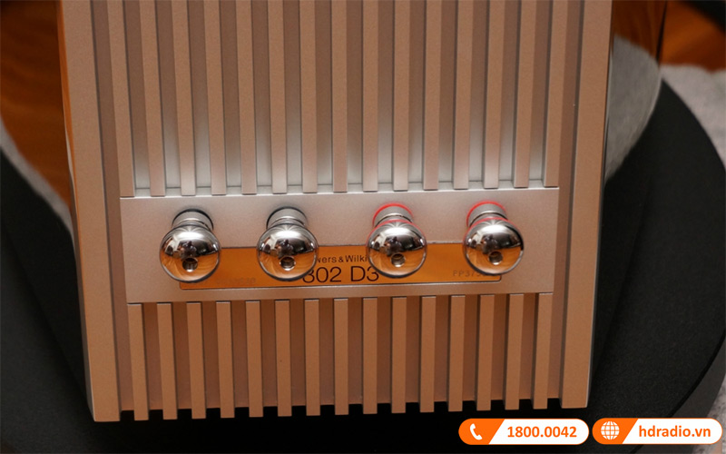 Loa B&W 802 D3 rosenut