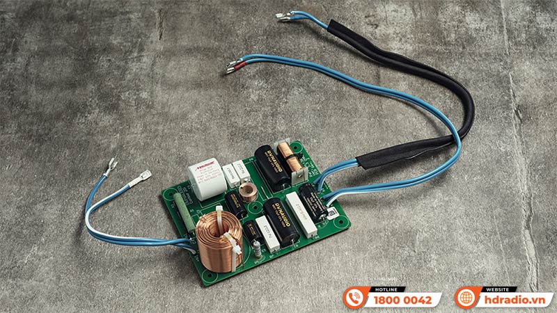 Mạch phân tần Loa Dynaudio Contour 20i