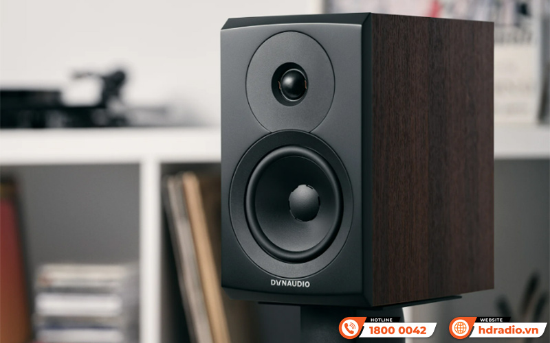 Âm thanh sống động, chân thực với Loa Dynaudio Emit 10