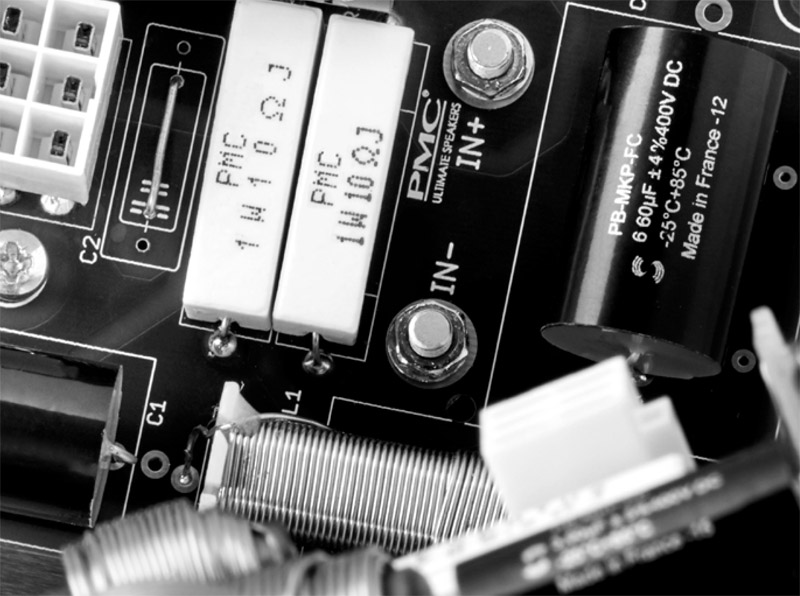 bang mach loa PMC tweenty5.C