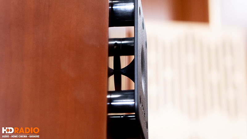 anh thuc te loa polk audio rti a3