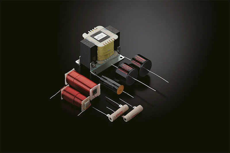 Mạch lọc điện tử của loa bookshelf yamaha NS-5000