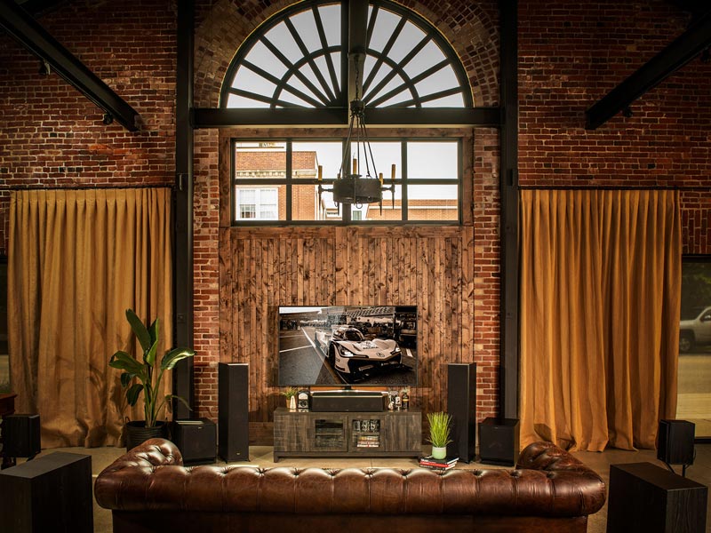 Loa center Klipsch RP404C