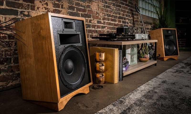 Loa Klipsch Capital Heresy III