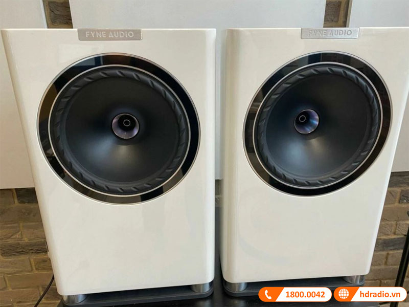 Loa Fyne Audio F701
