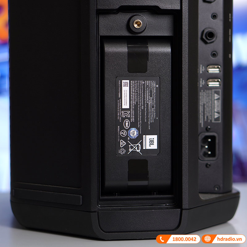 Loa JBL EON ONE Compact, Pin 12h, 150W, Mixer 4 kênh, AUX, Bluetooth, Mic, Line (Hệ Thống PA All-In-One)-9