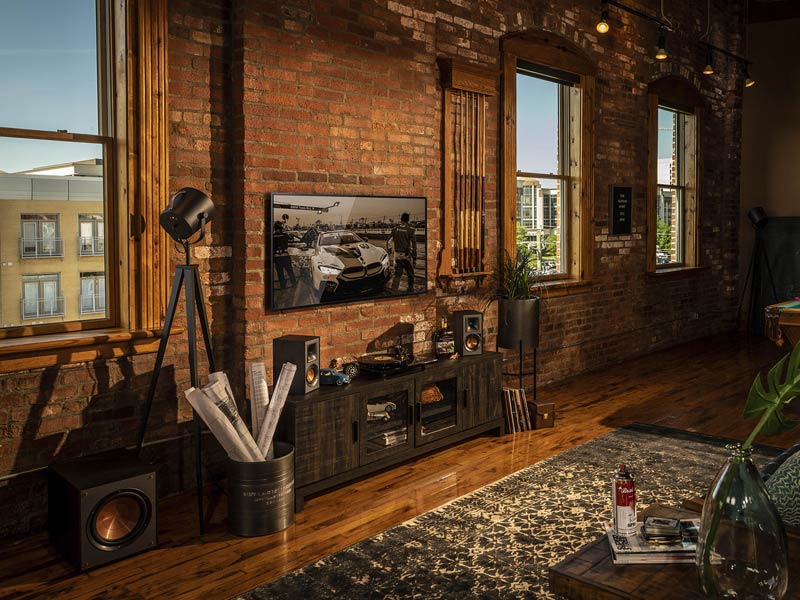 Loa sub Klipsch R100SW sử dụng hoàn hảo cho phòng khách, phòng nghe nhạc - xem phim Loa sub Klipsch R100SW