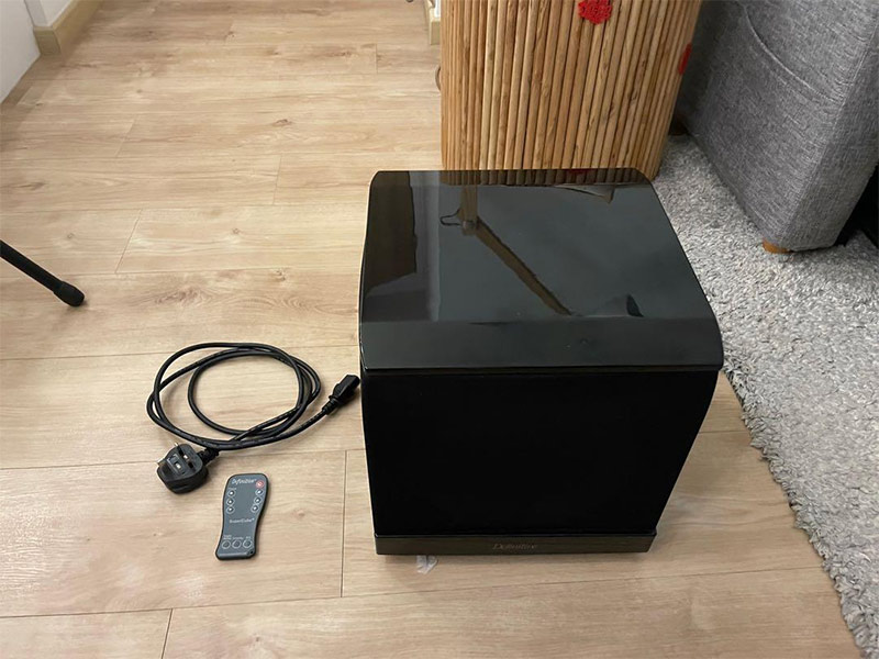 Loa Sub điện Definitive Technology SuperCube 6000
