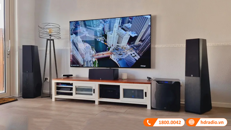 SVS Ultra Tower Surround System