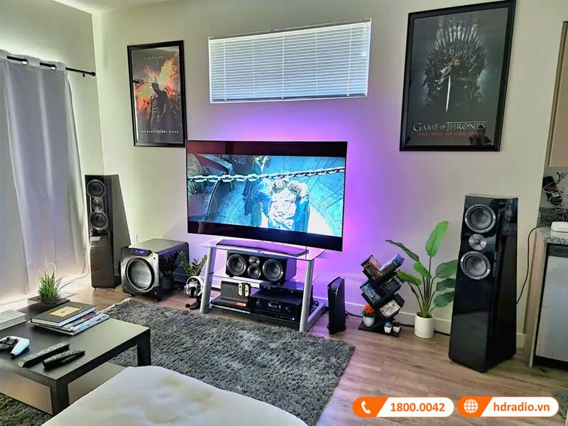 SVS Ultra Tower Surround System