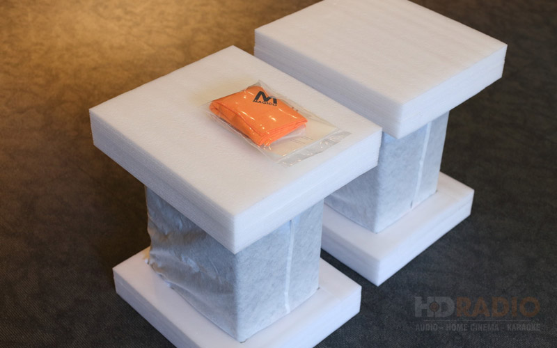 Loa bookshelf Magico A1