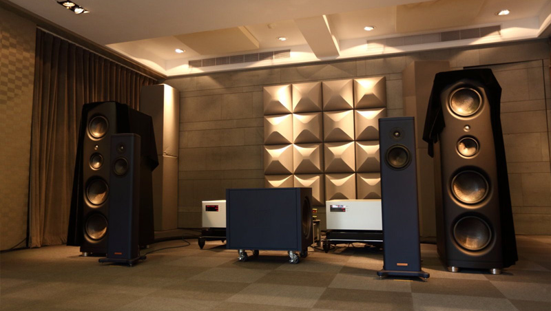 Loa sub Magico Q-Sub 15