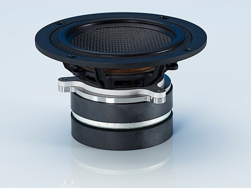 Loa đứng Magico A5