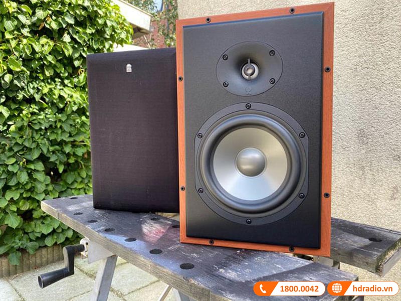 Loa Revel Concerta M12