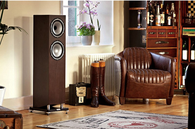 loa-tannoy-revolution-xt-8f-1