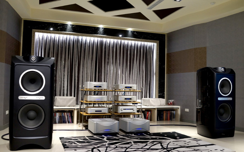 loa Tannoy Kingdom Royal Carbon Black