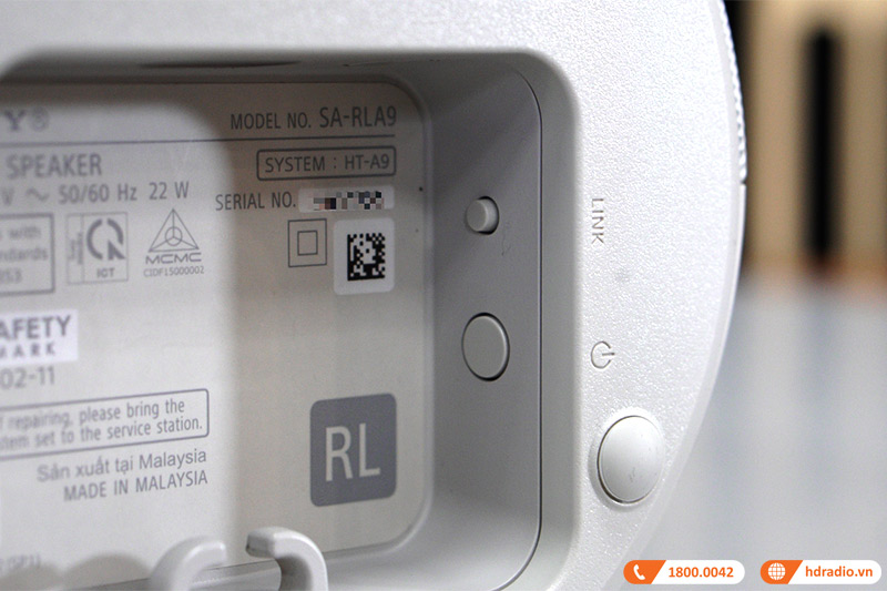 anh thuc te nut dieu khien tren mot loa ve tinh Sony HT-A9