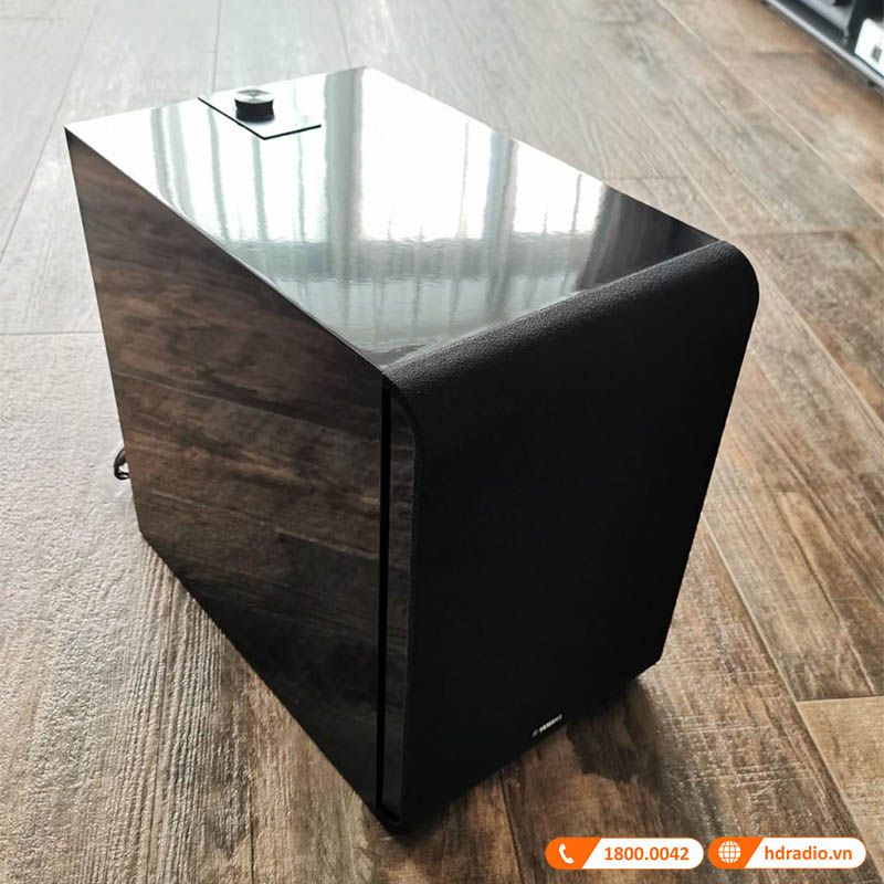 loa siêu trầm MusicCast SUB 100