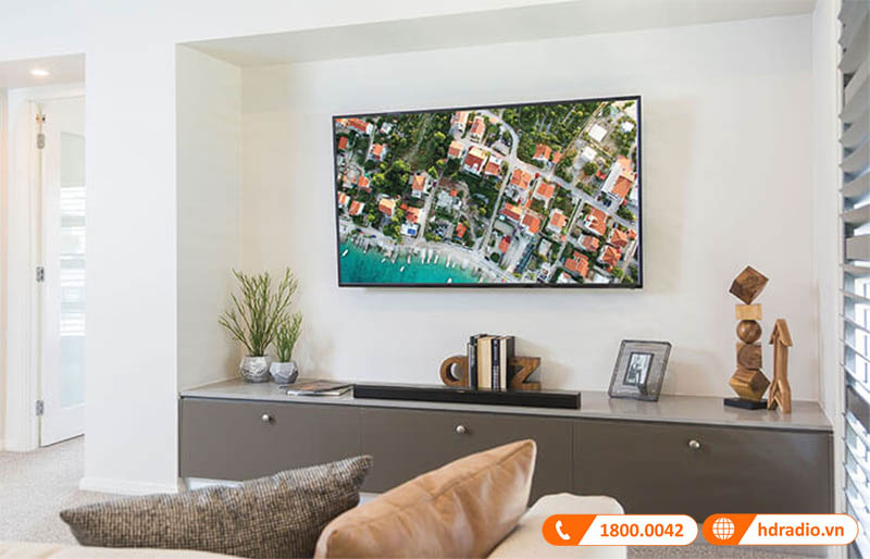 Nghe nhạc, xem phim 