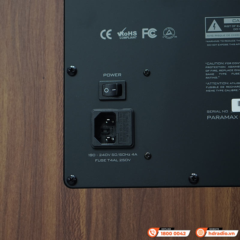 Loa sub Paramax SW1800-9