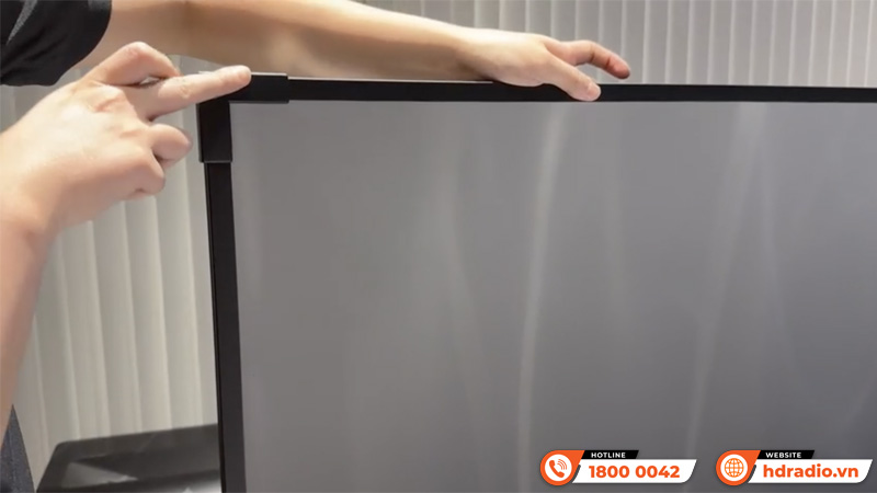 Màn chiếu quang học Vividstorm VCVFFUST120H