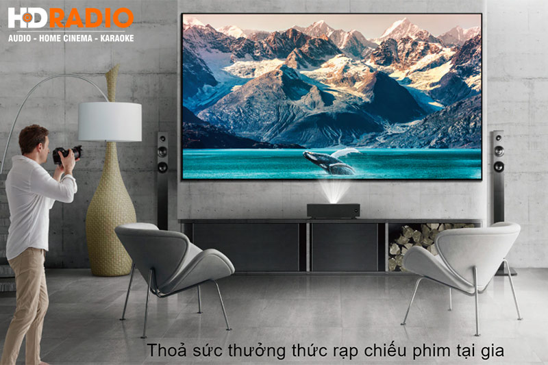 may chieu benq v7050i ket noi nhieu chuong trinh giai tri